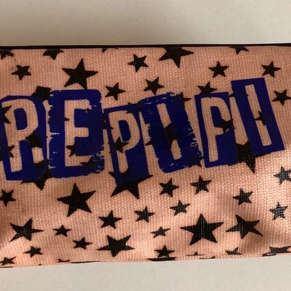 Repipi stylish pouch